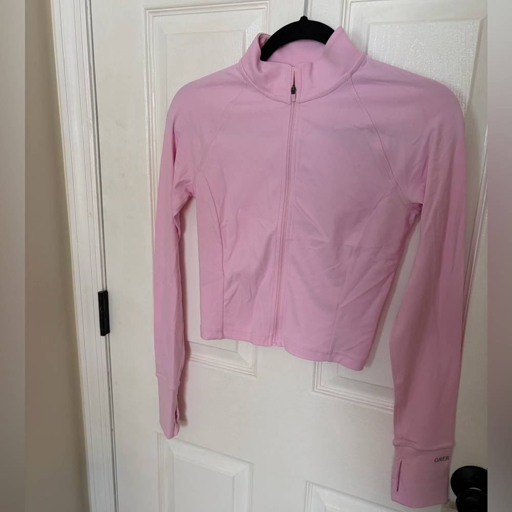 ONER active Chalk Pink cropped workout jacket